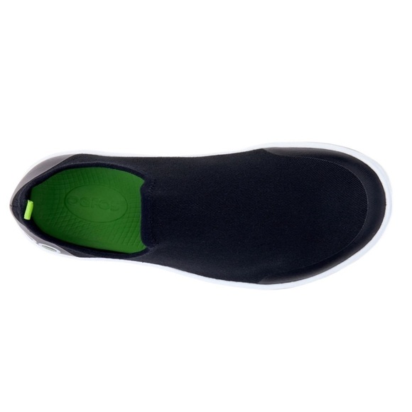 Oofos OOMG EEZEE Low Slip On Shoes In Black And White - Picture 2 of 12